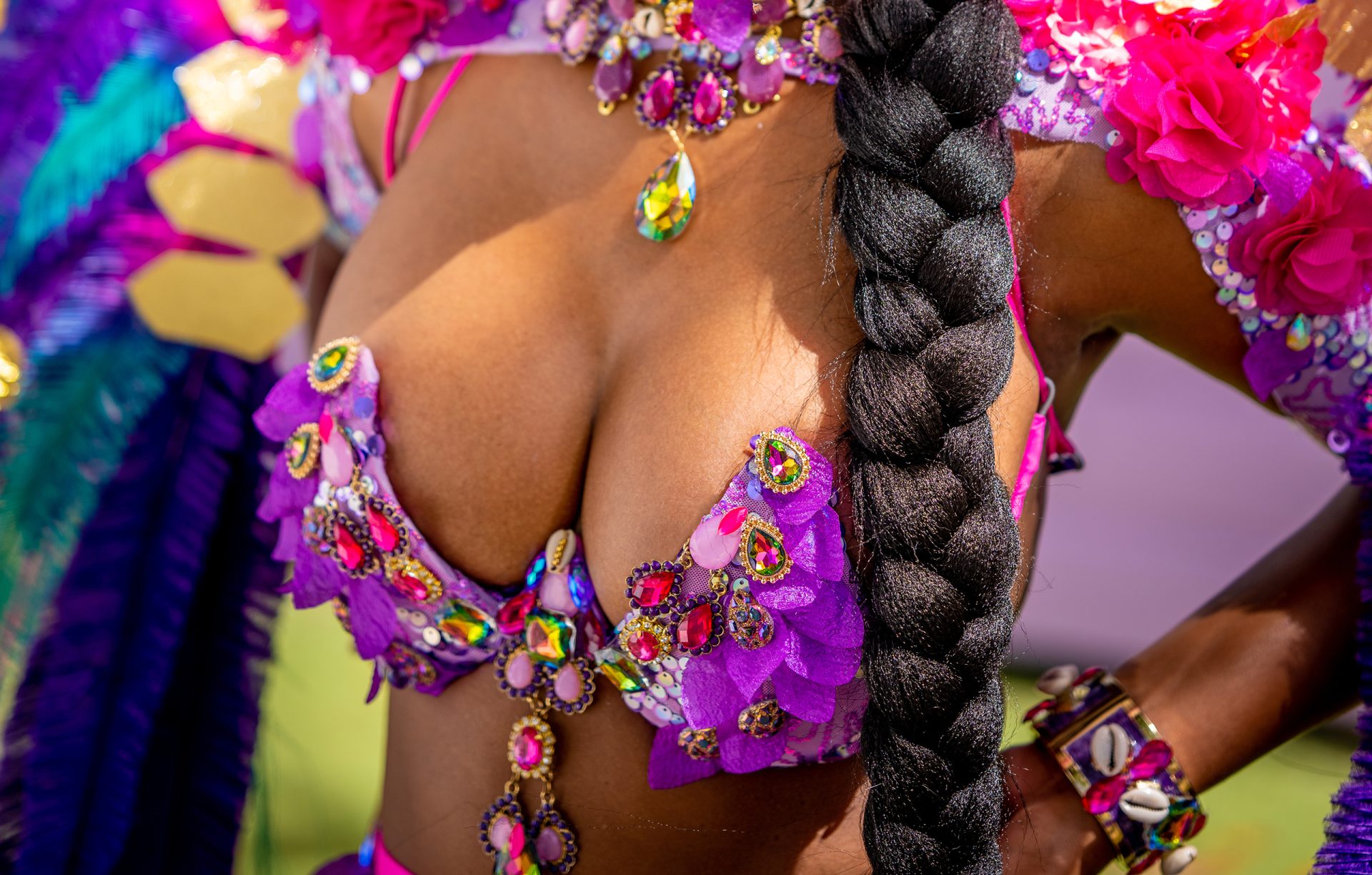 Baje International - Ewa